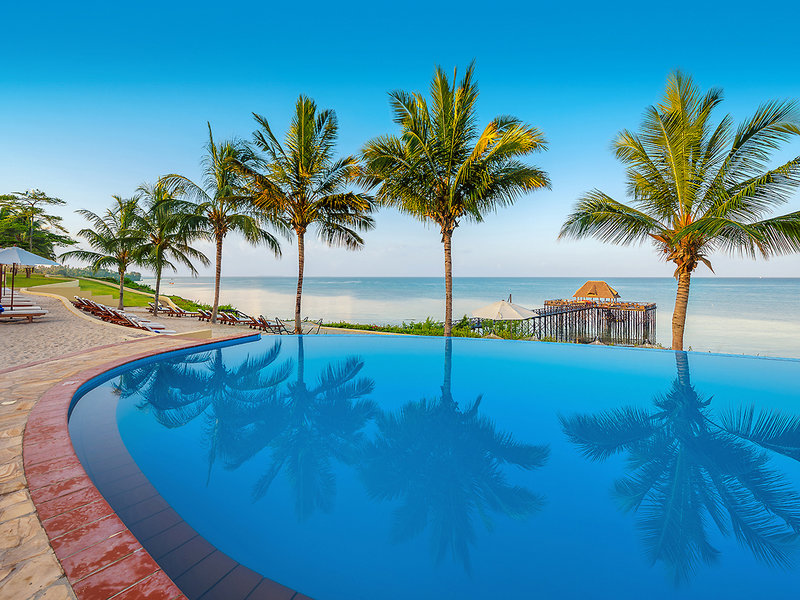 Sea Cliff Resort & Spa 8