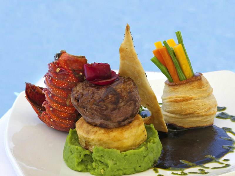 Sea Cliff Resort & Spa 32