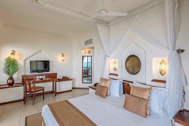 Sea Cliff Resort & Spa 8