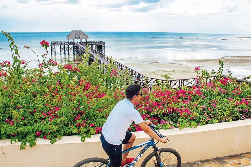 Sea Cliff Resort & Spa 20