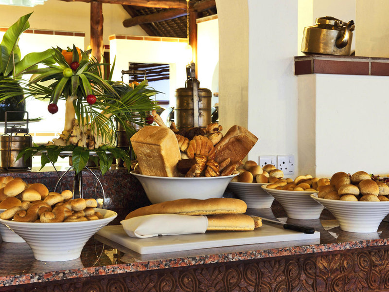 Sea Cliff Resort & Spa 35