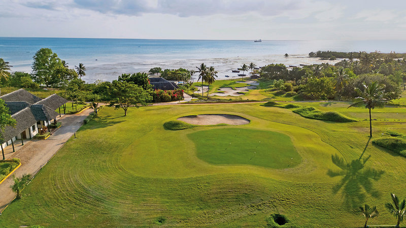 Sea Cliff Resort & Spa 3