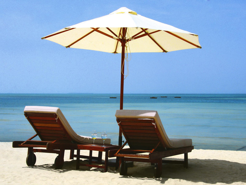 Sea Cliff Resort & Spa 12