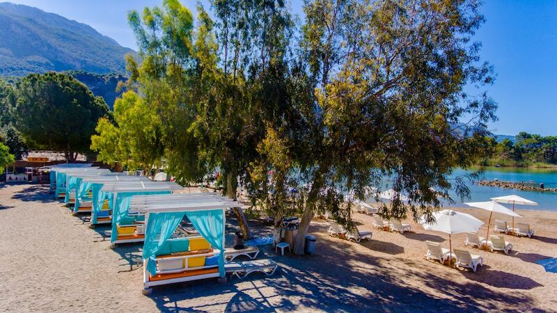 Sunshine Holiday Resort 4