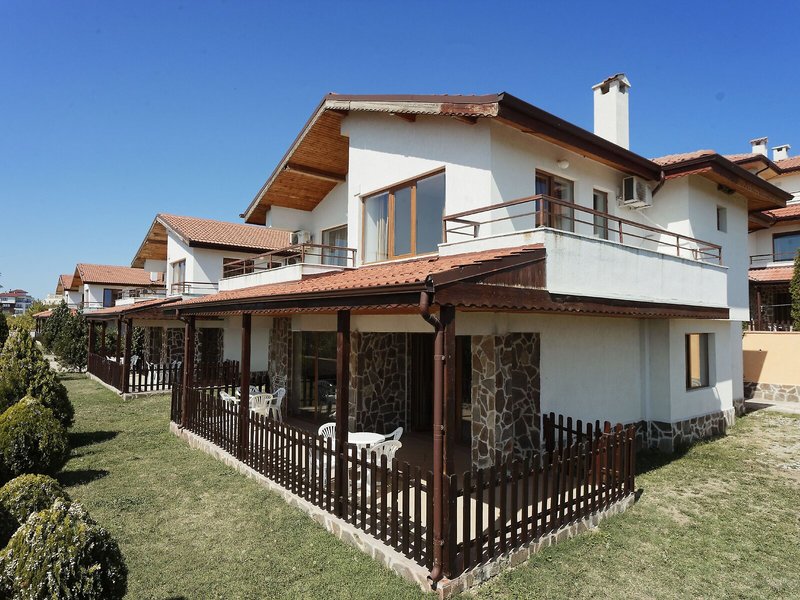 Club Vemara 2 - Exterior
