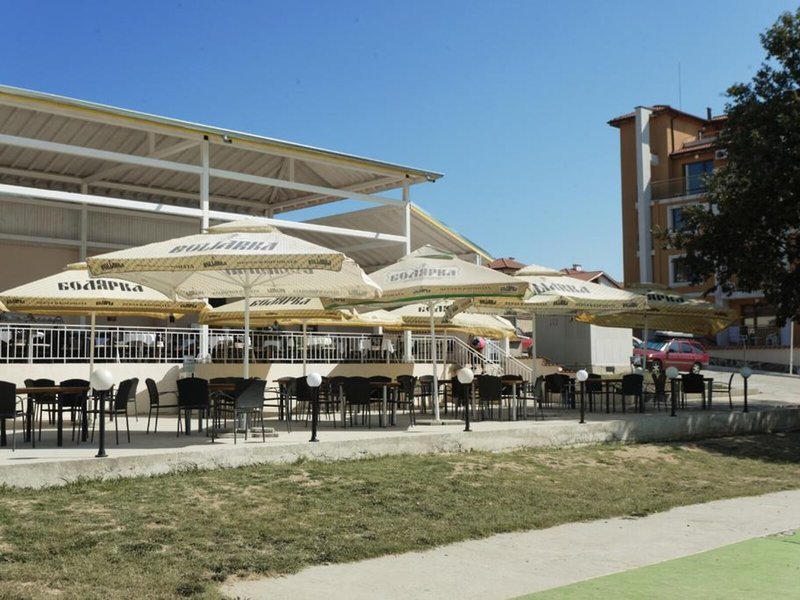 Club Vemara 19 - Restaurant