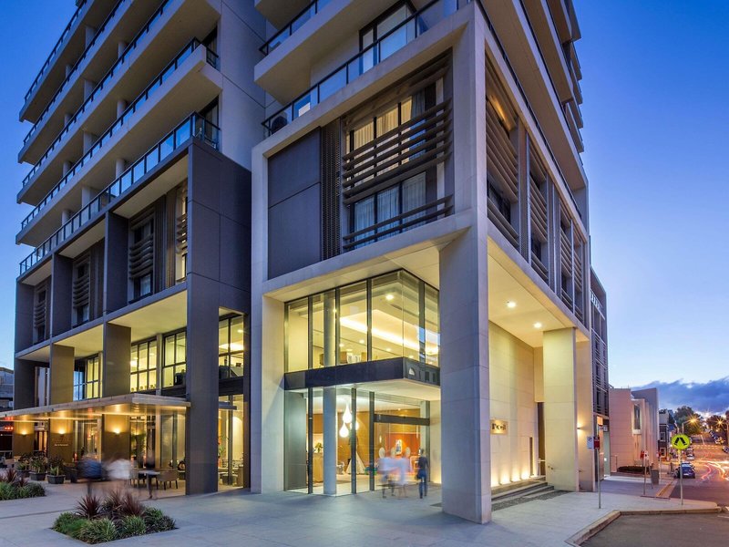 Novotel Newcastle Beach 1