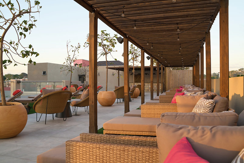 O2 Beach Club & Spa 28
