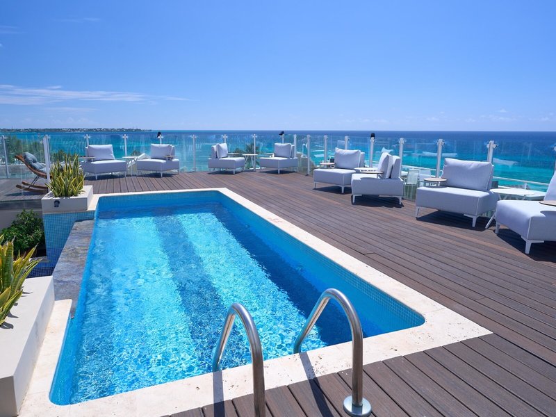Ocean Two Resort & Residences 7