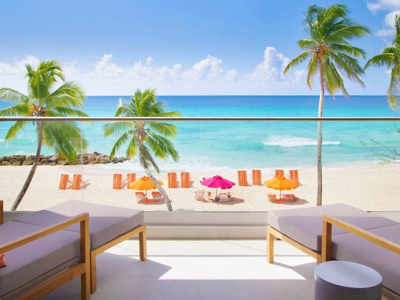 O2 Beach Club & Spa 37