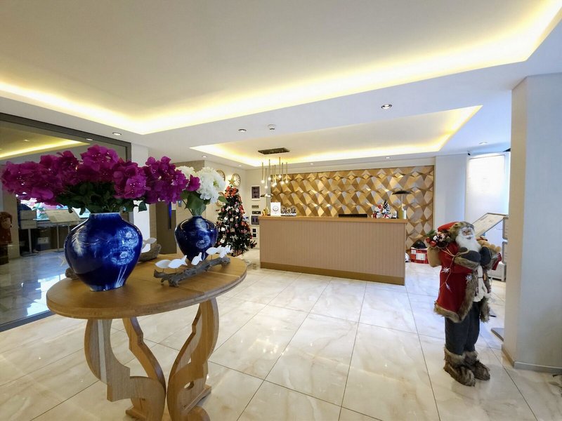 Sea Center Hotel  11