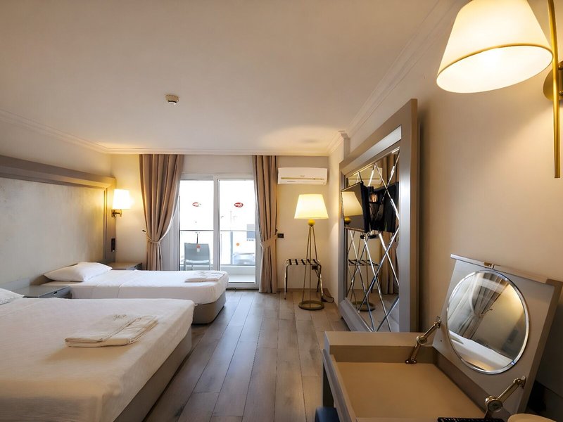 Sea Center Hotel  22