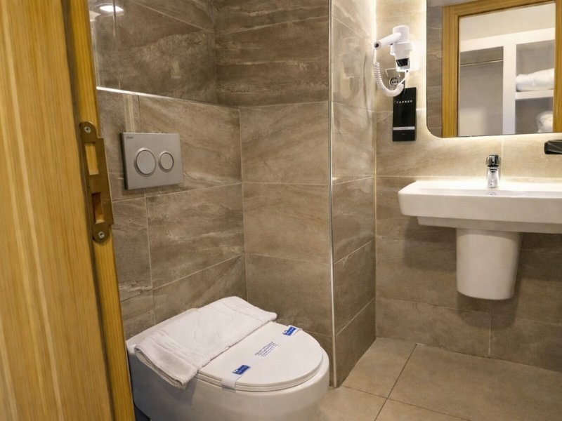 Sea Center Hotel  24