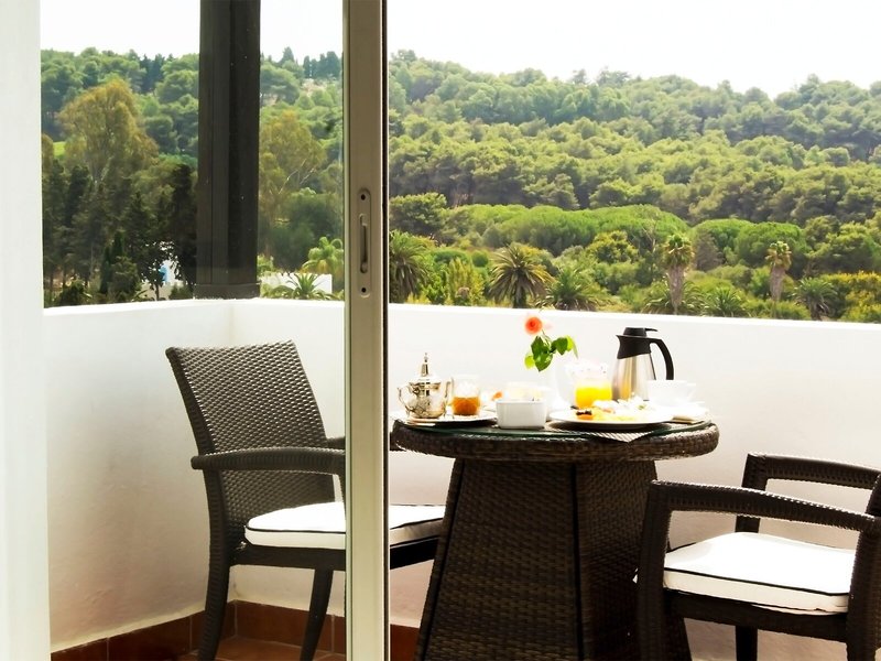 Golden Tulip Andalucia Golf Tanger 18