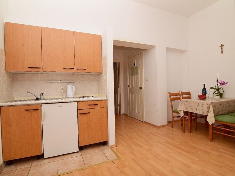 Renata Apartments 13