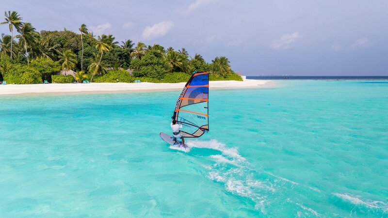 Vakarufalhi Island Resort 34