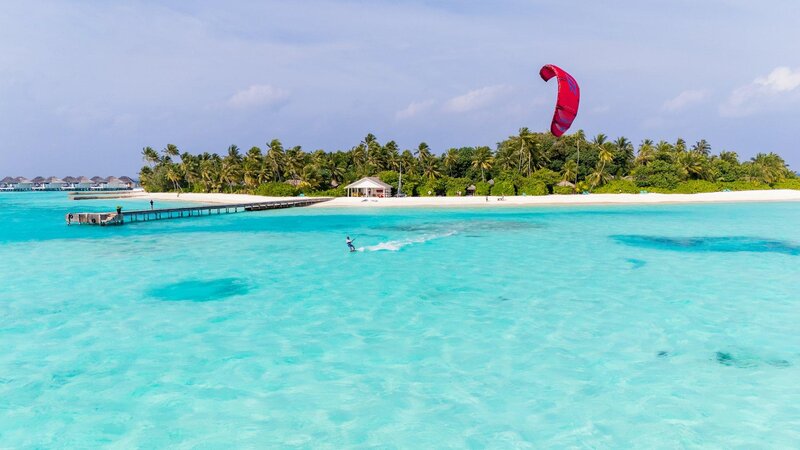 Vakarufalhi Island Resort 35