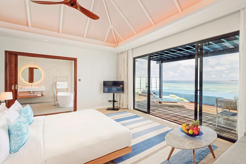 Nova Maldives 24