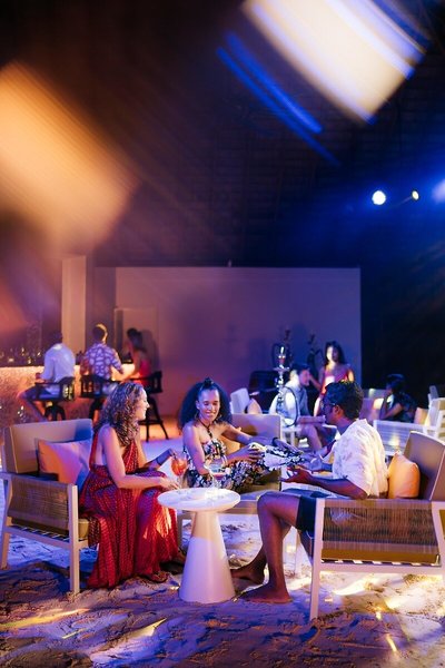 Nova Maldives 10