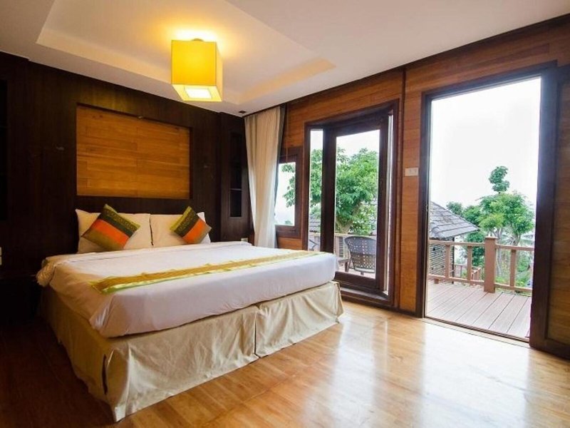 Phi Phi The Beach Resort 11