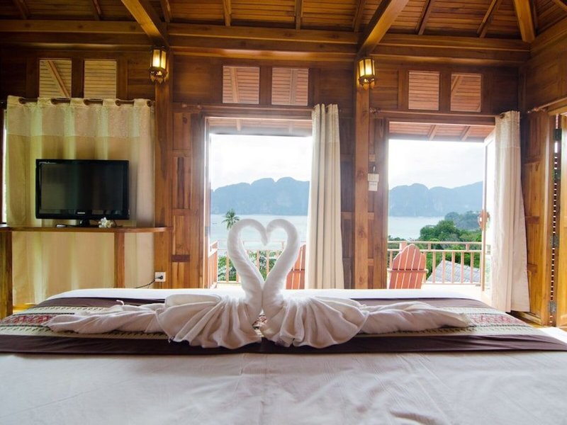 Phi Phi The Beach Resort 12