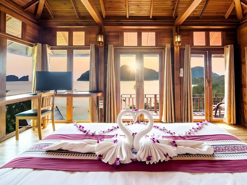 Phi Phi The Beach Resort 15