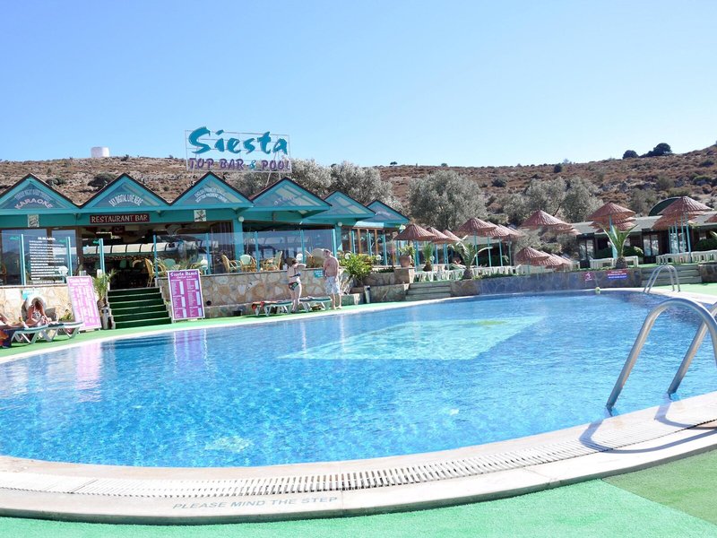 Siesta Beach Apartments & Studios 4