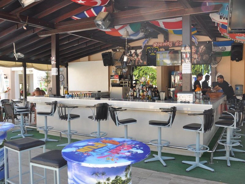 Siesta Beach Apartments & Studios 12