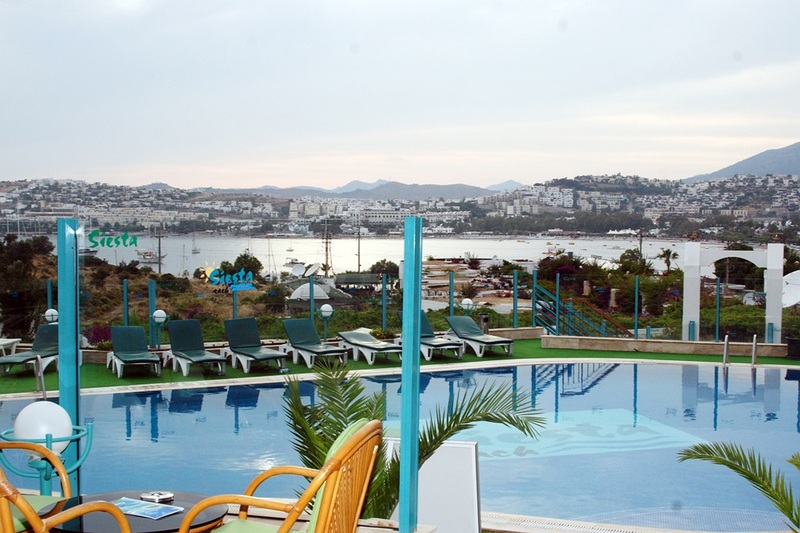 Siesta Beach Apartments 7