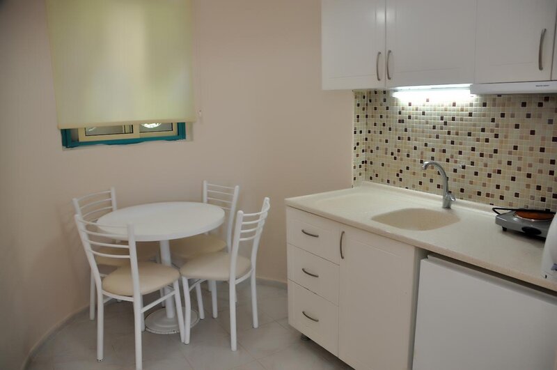 Siesta Beach Apartments 13