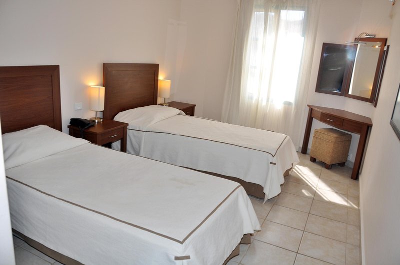 Siesta Beach Apartments 9