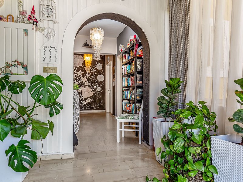 V.A. Boutique Apartments & Suites 25