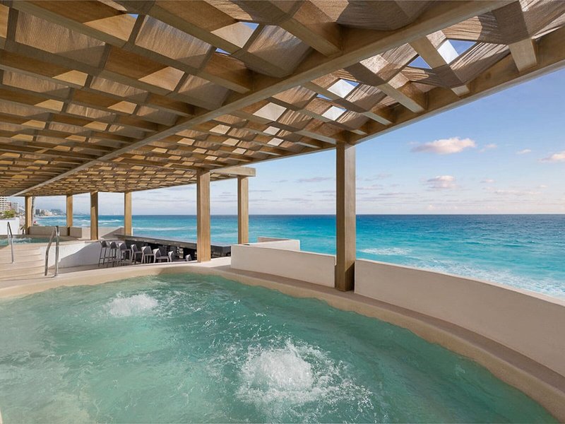 GR Caribe By Solaris Deluxe Resort 4 - Outdoor Pool