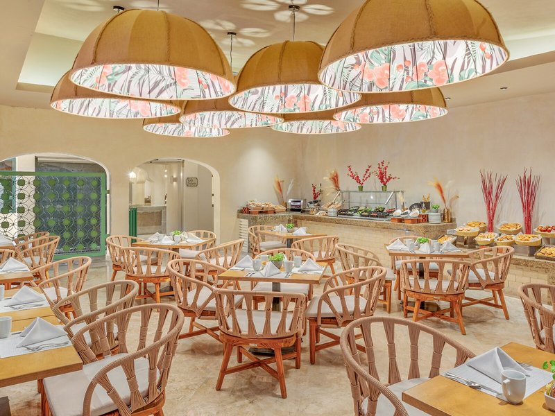 GR Caribe By Solaris Deluxe Resort 24 - Restaurant
