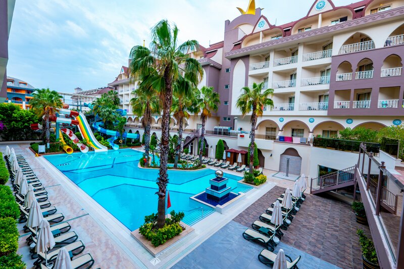 Side Crown Palace 31