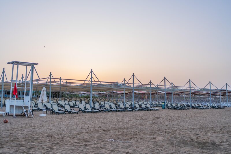 Side Crown Palace 39