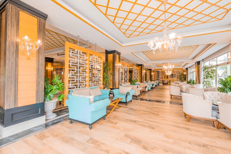 Side Crown Palace 59