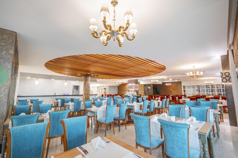 Side Crown Palace 66