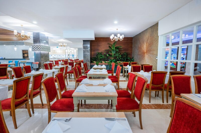 Side Crown Palace 72