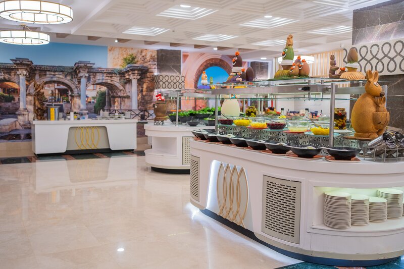 Side Crown Palace 83