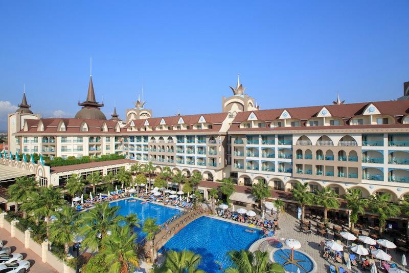 Side Crown Palace 71