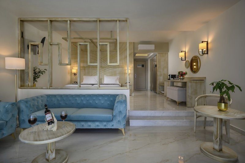 Vantaris Palace 17