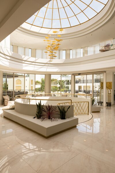 Vantaris Palace 13