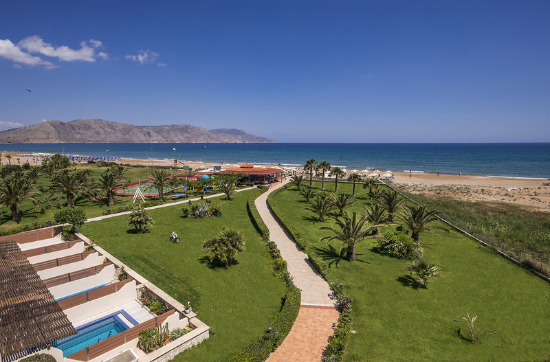 Vantaris Palace 77