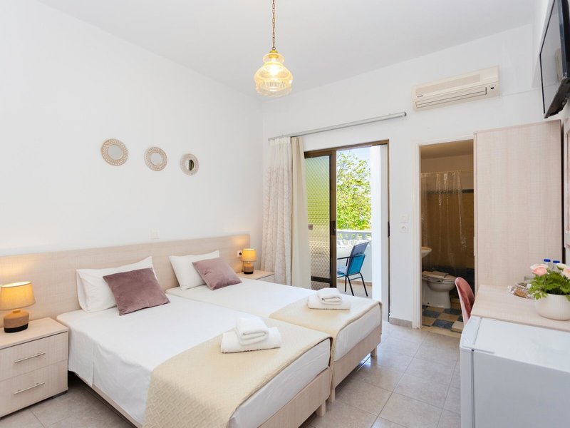 Varelis Hotel 21
