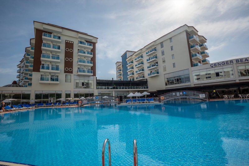 Cenger Beach Resort & Spa 1
