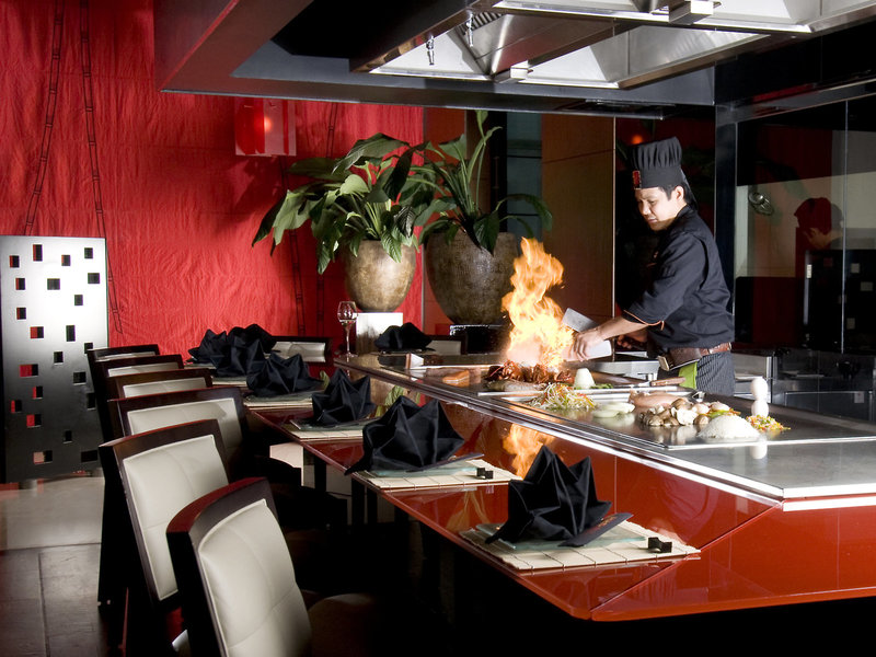 Grand Millennium Al Wahda 13 - Restaurant