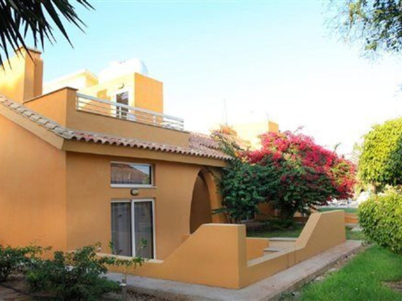 Makronisos Holiday Village 2