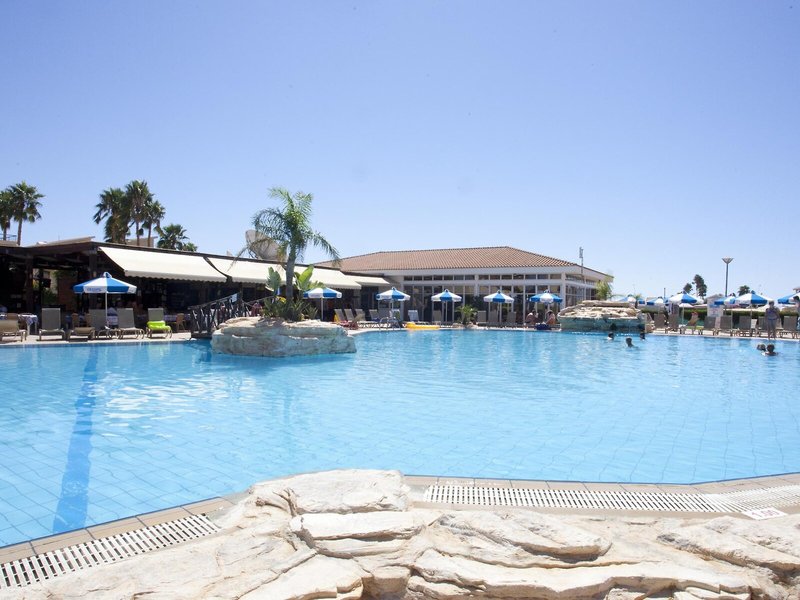 Makronisos Holiday Village 5