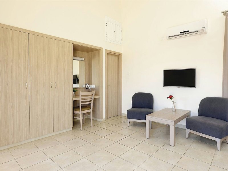 Makronisos Holiday Village 17